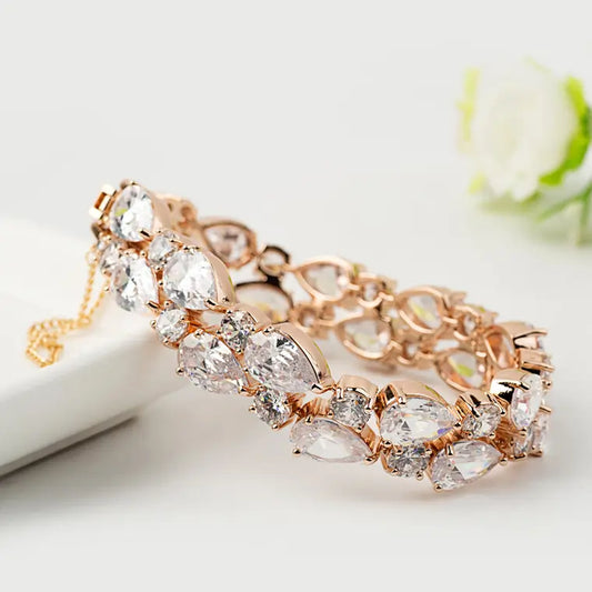 Luxury Pear-Cut Zirconia Bracelet in Rose Gold